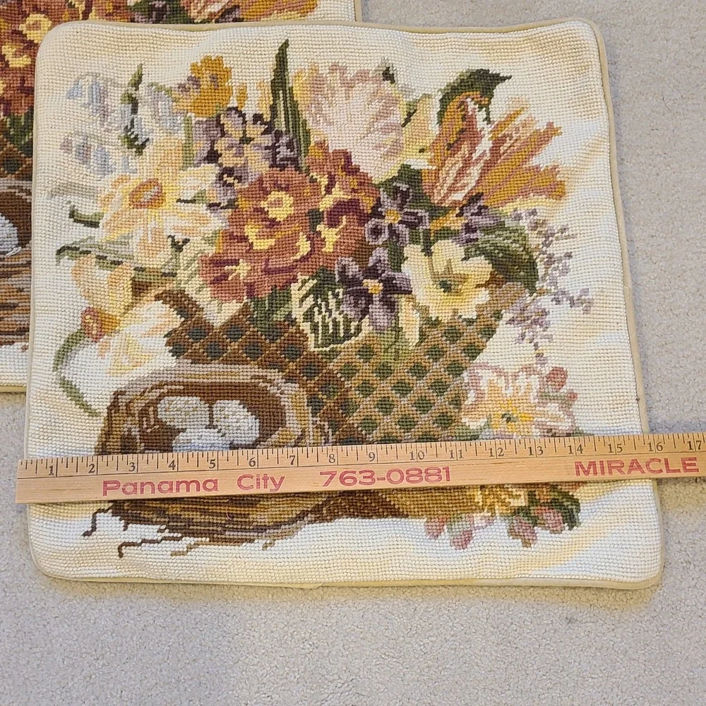 VTG Set of‎ 2 Floral Needlepoint Pillow Covers Velvet Backed Zipper (no inserts)